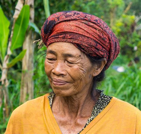 indonesisch vrouwen|Indonesische Vrouw Afbeeldingen en stockfotos